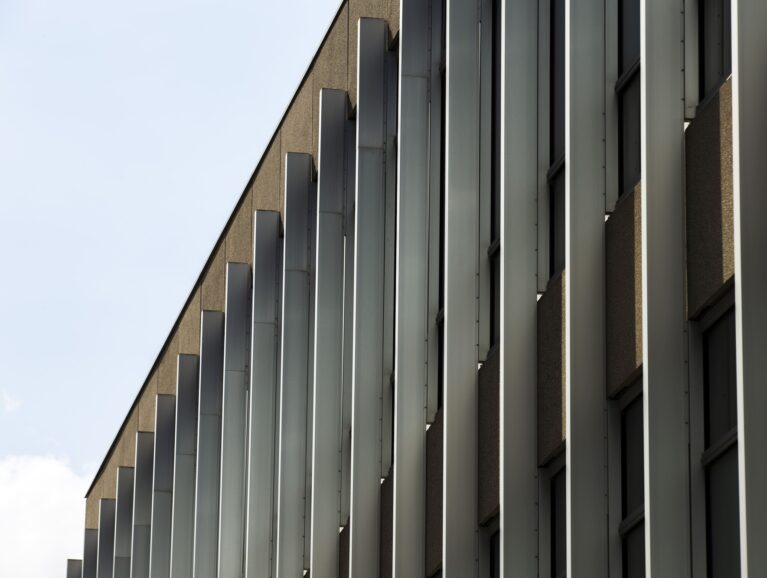 side-view-imposing-building-with-windows (1)