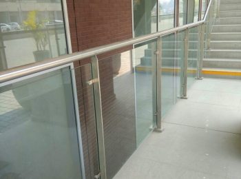 glass-railing-2